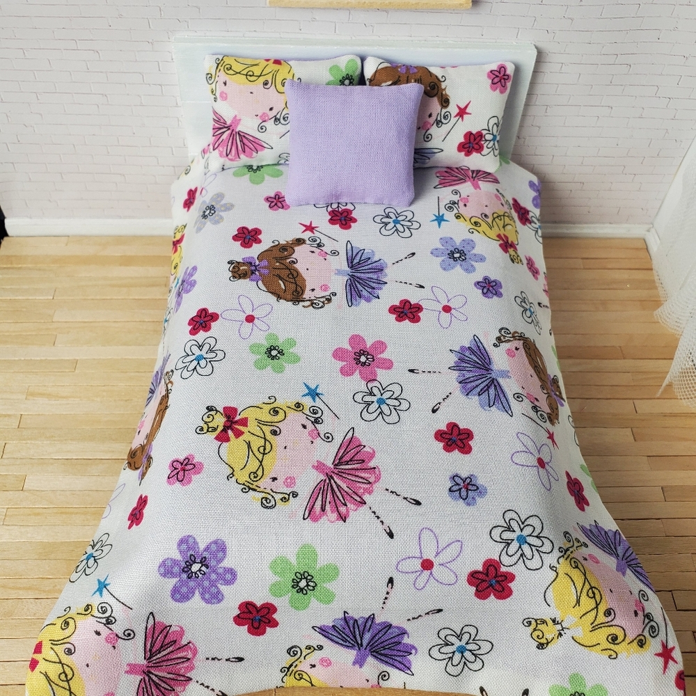 Miniature Dollhouse Purple Ballerina Little Girl Princess Bedding Set 1:12 Scale